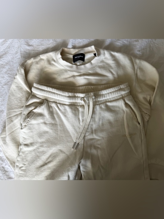 The Kooples Pants - The Kooples Sweatshirt and Joggers Cream Set Size S